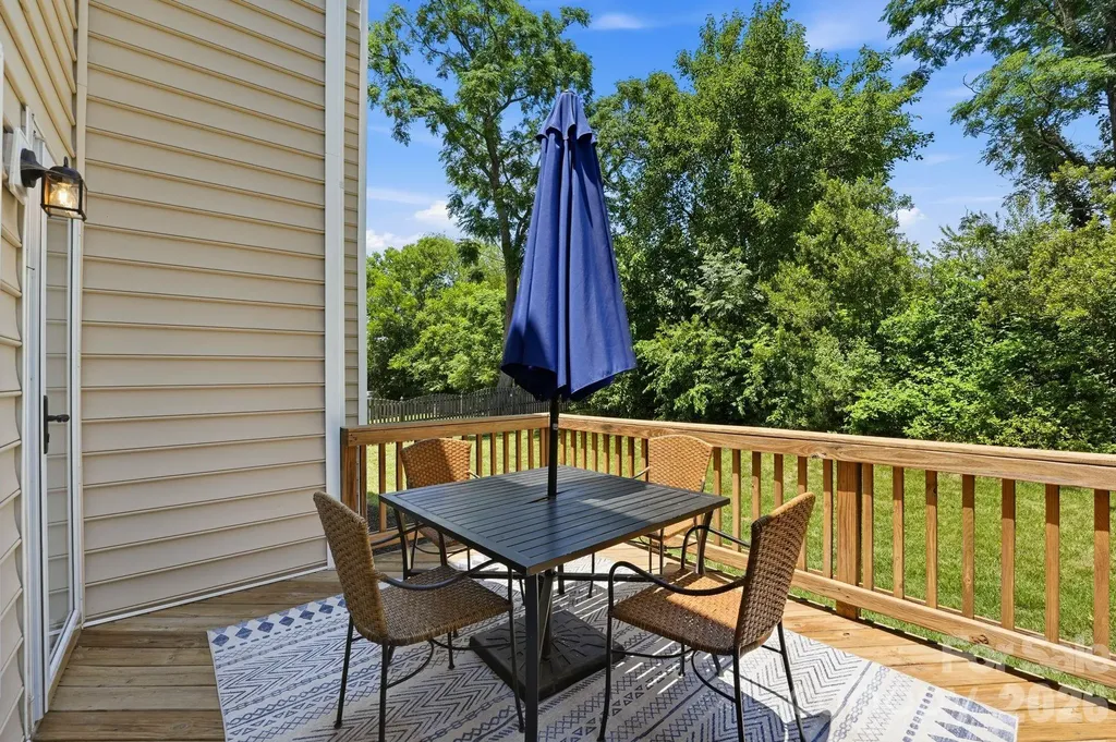 9705 Tenencia Court Charlotte NC 28277