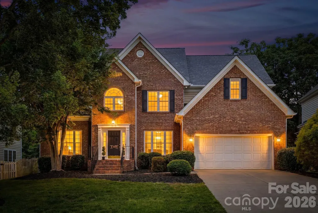 9705 Tenencia Court Charlotte NC 28277