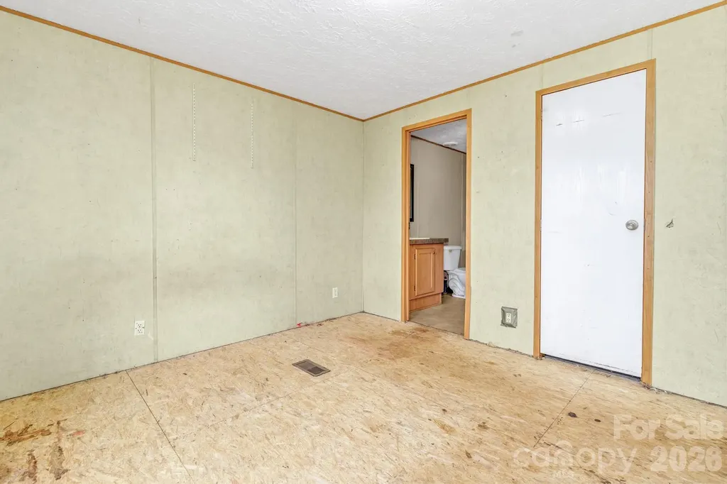 12 Green Cove Lane Alexander NC 28701