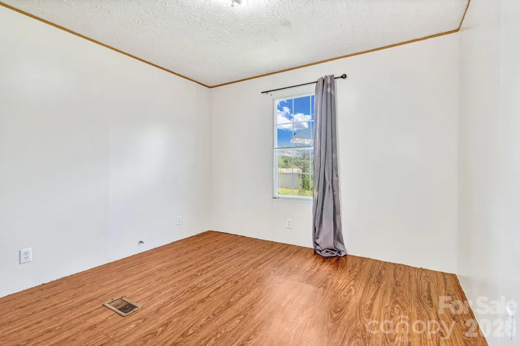 12 Green Cove Lane Alexander NC 28701