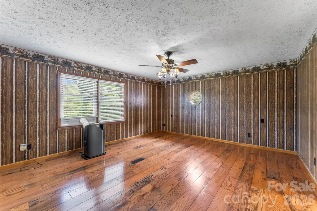 5809 Old Nc 18 Highway Connelly Springs NC 28612
