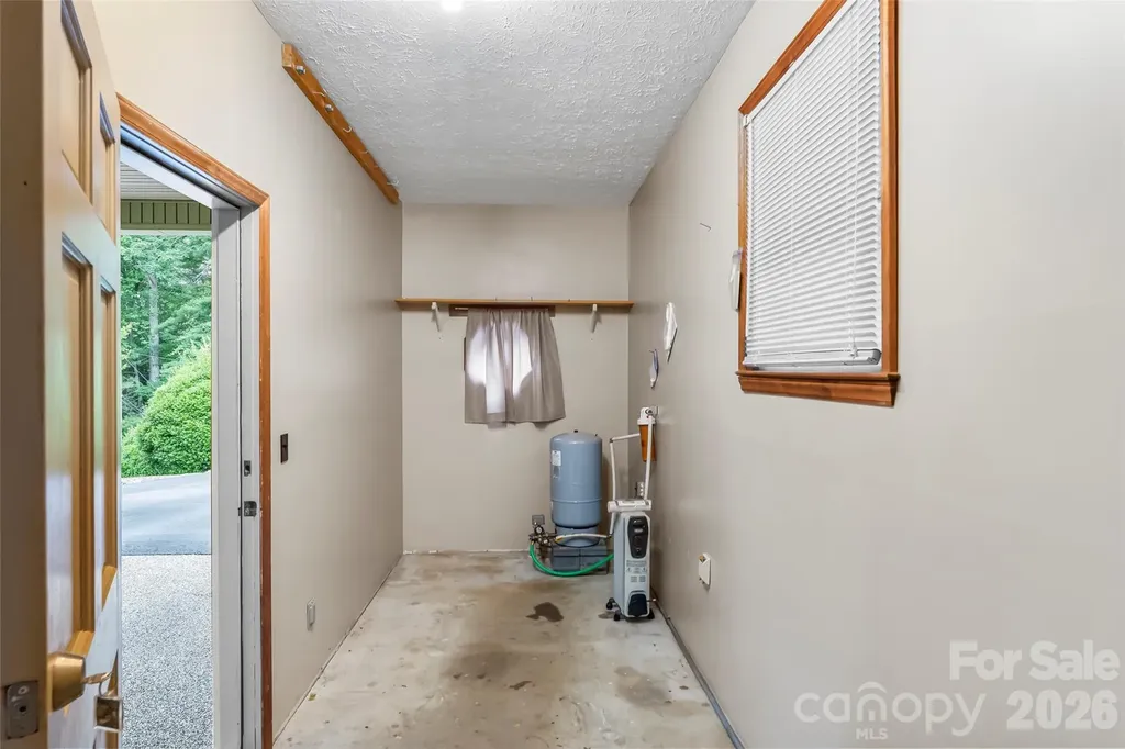 5809 Old Nc 18 Highway Connelly Springs NC 28612