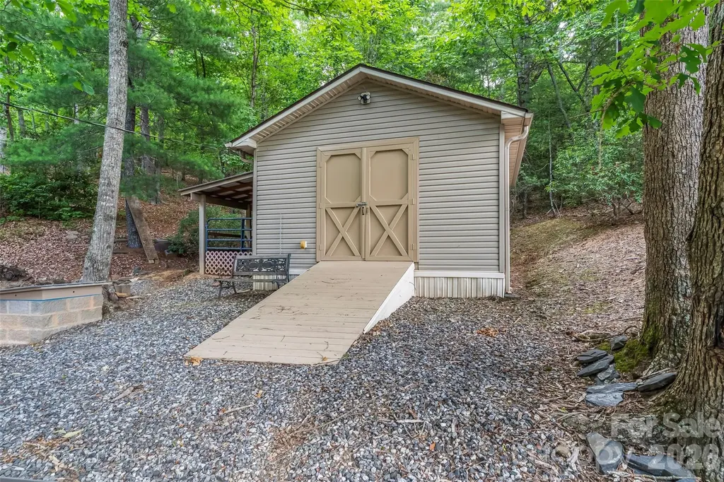 5809 Old Nc 18 Highway Connelly Springs NC 28612