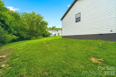 272 Hilltop Avenue SW Concord NC 28025