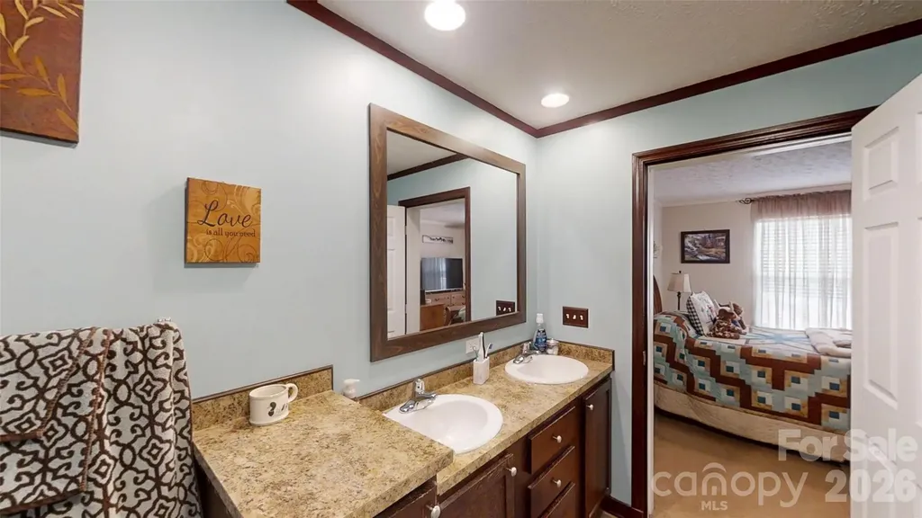81 Pine Mount Road Weaverville NC 28787