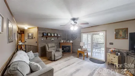 81 Pine Mount Road Weaverville NC 28787