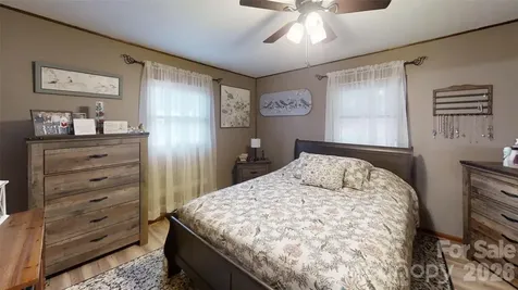 81 Pine Mount Road Weaverville NC 28787