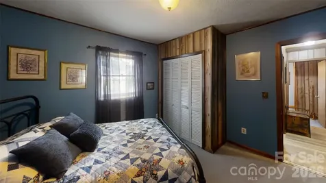 81 Pine Mount Road Weaverville NC 28787