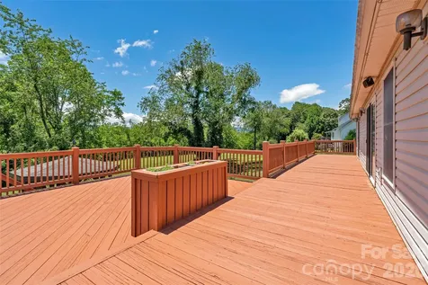 117 Caldonia Drive Candler NC 28715