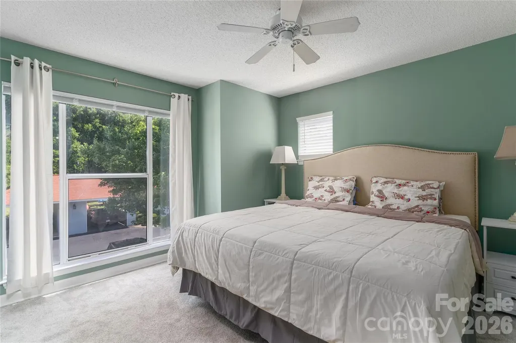 17919 Kings Point Drive Cornelius NC 28031