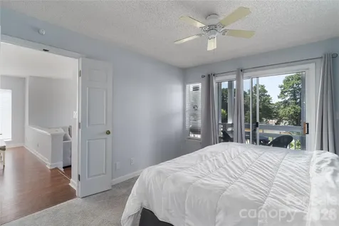 17919 Kings Point Drive Cornelius NC 28031
