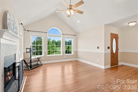 4795 Mountain Run Drive Lenoir NC 28645
