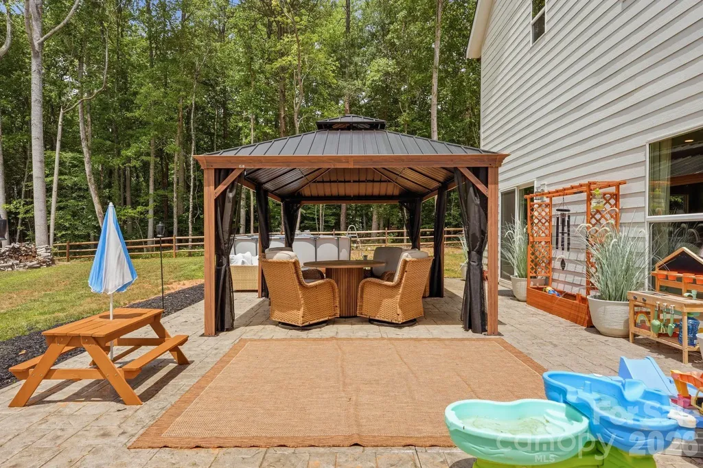 268 Lytton Farm Road Troutman NC 28166