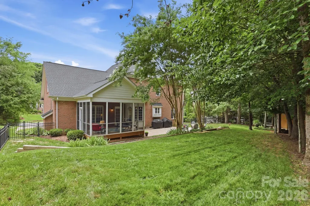 7011 Edenderry Drive Charlotte NC 28270