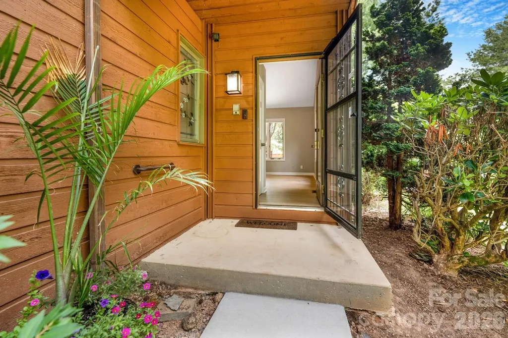 601 Woodfield Drive Asheville NC 28803
