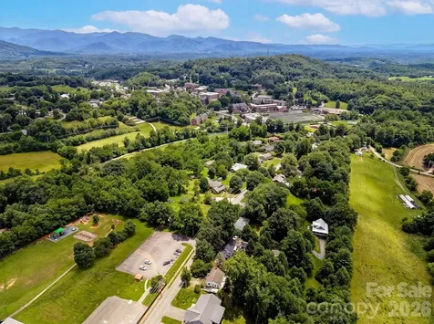 629 Bailey Street Mars Hill NC 28754