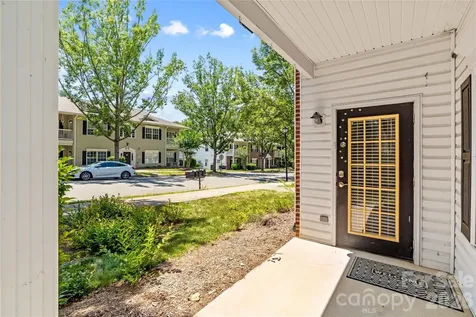 21231 Hickory Street Cornelius NC 28031