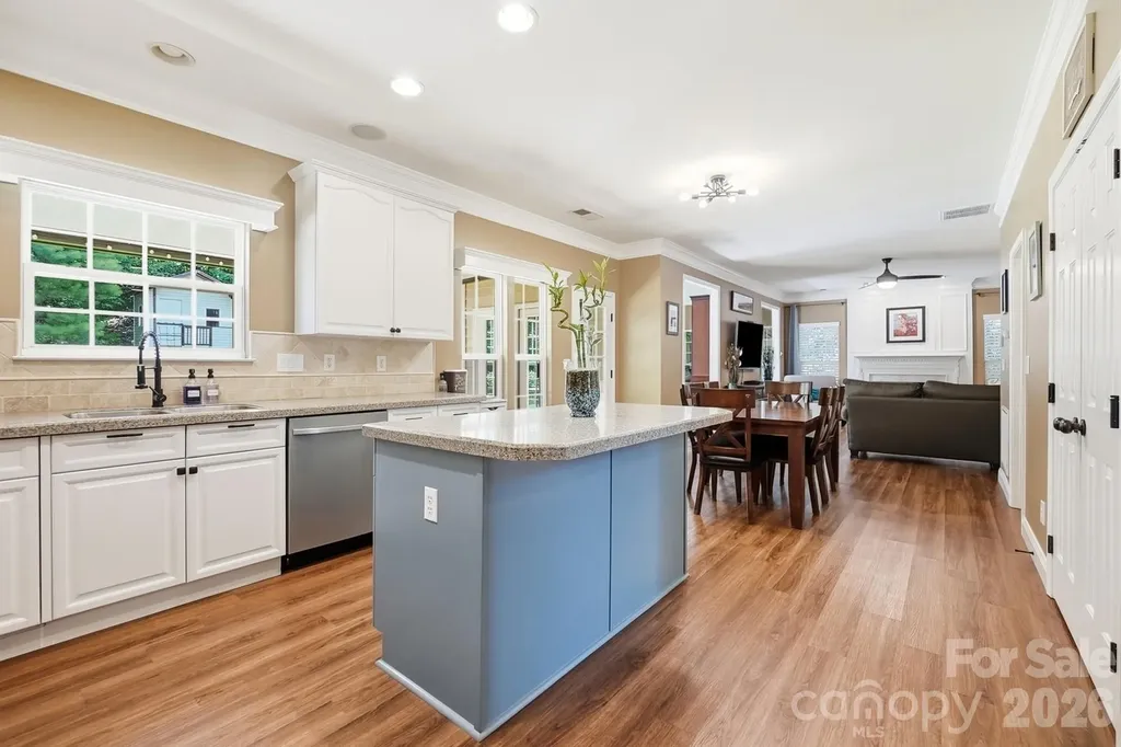 1338 Wrangell Lane Charlotte NC 28214