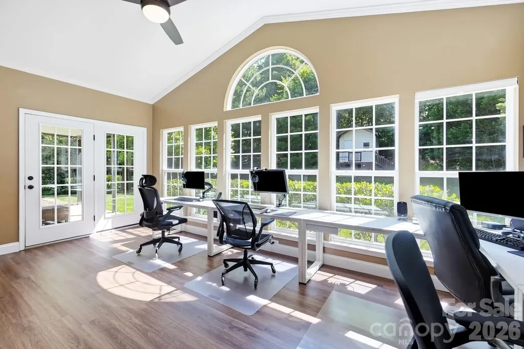 1338 Wrangell Lane Charlotte NC 28214