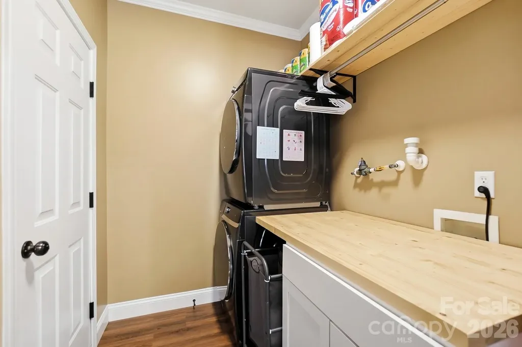 1338 Wrangell Lane Charlotte NC 28214
