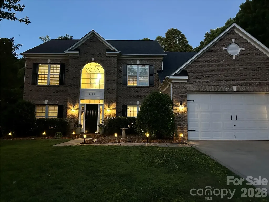 1338 Wrangell Lane Charlotte NC 28214