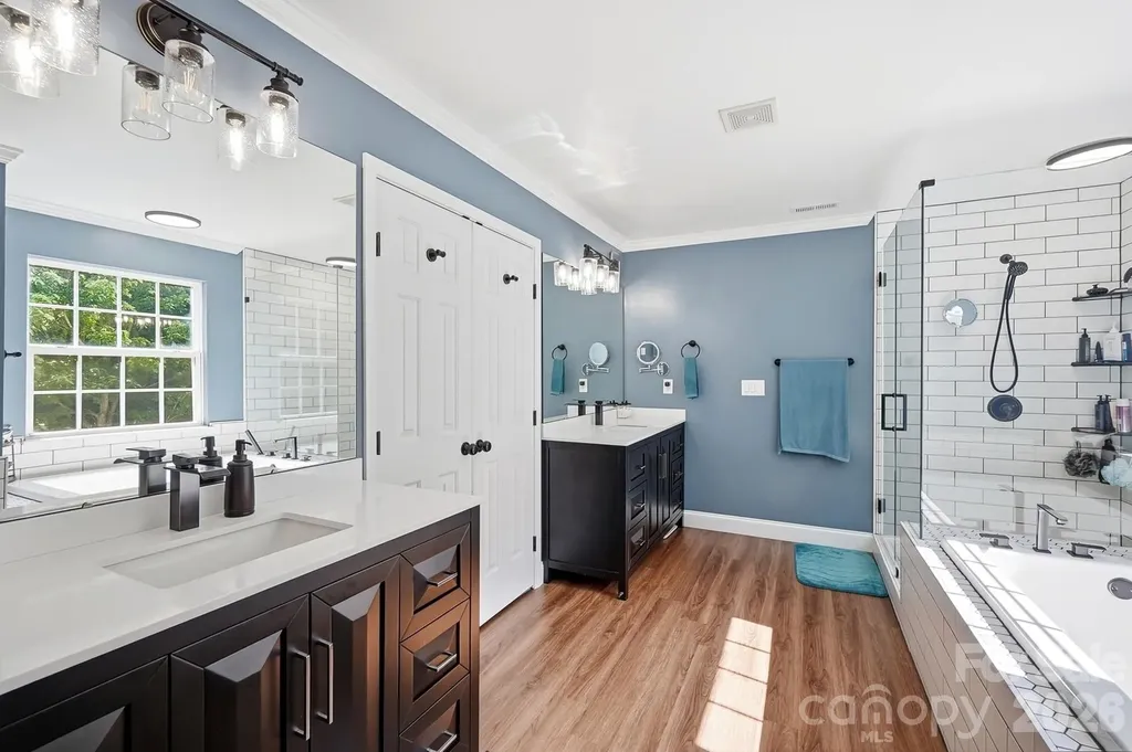 1338 Wrangell Lane Charlotte NC 28214