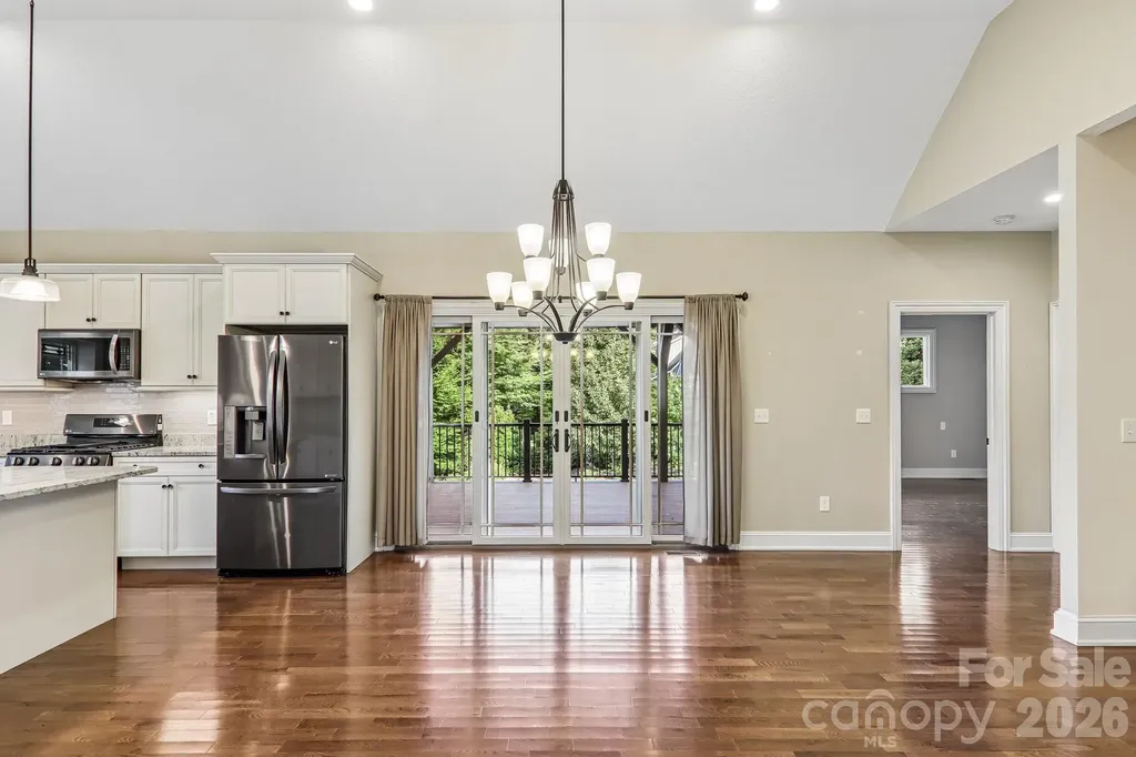 17 Hamilton Woods Lane Etowah NC 28729
