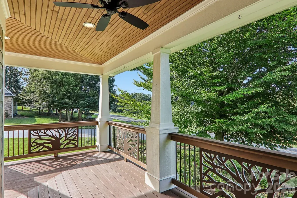 17 Hamilton Woods Lane Etowah NC 28729