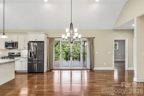 17 Hamilton Woods Lane Etowah NC 28729