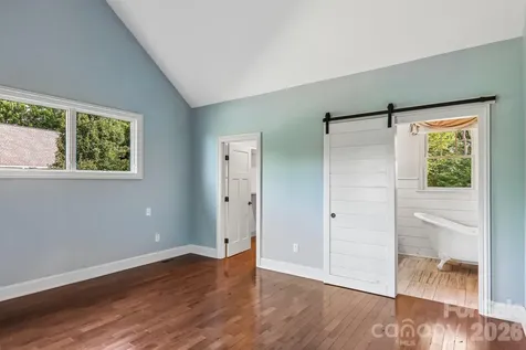 17 Hamilton Woods Lane Etowah NC 28729