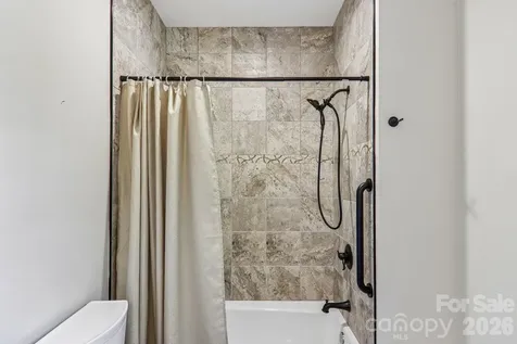 17 Hamilton Woods Lane Etowah NC 28729