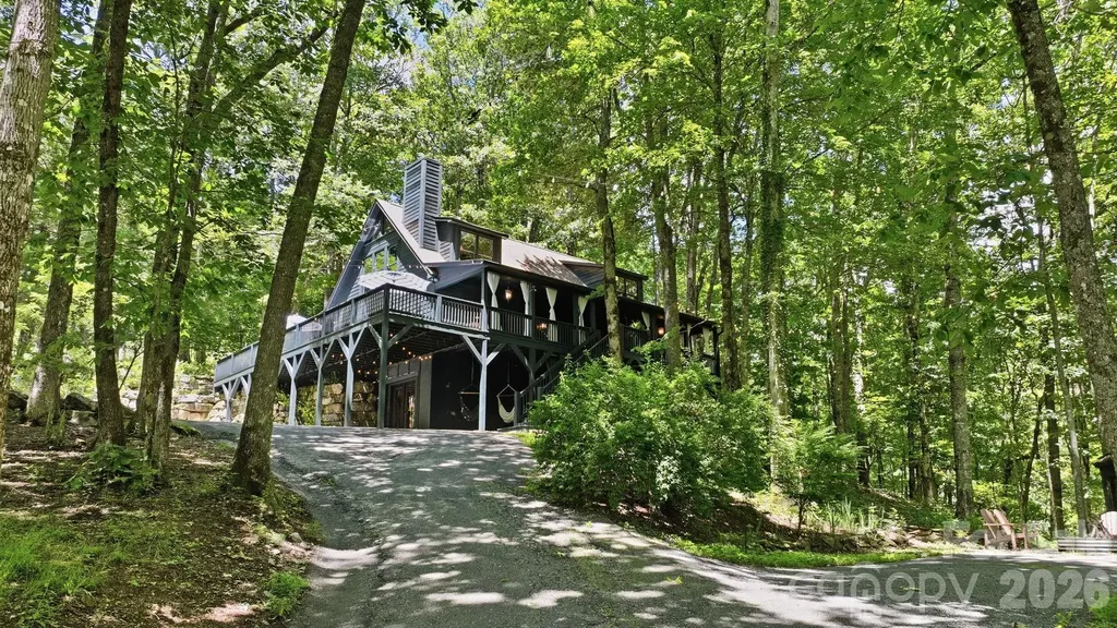 3819 Flat Mountain Road Highlands NC 28741