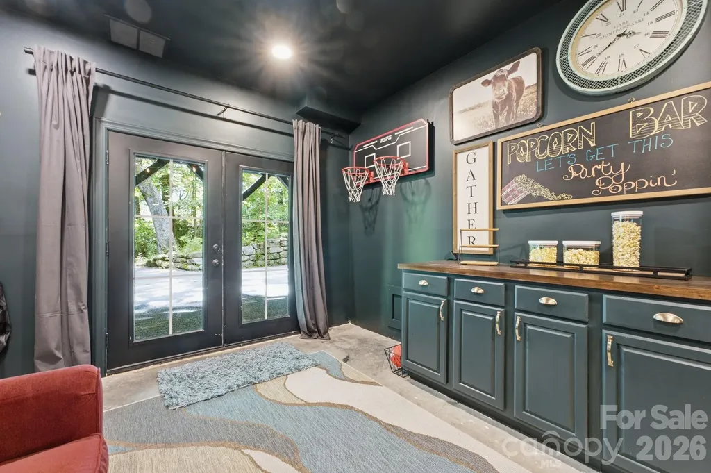 3819 Flat Mountain Road Highlands NC 28741