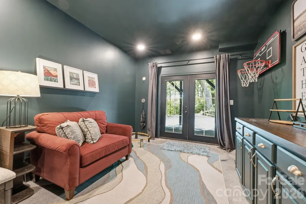 3819 Flat Mountain Road Highlands NC 28741