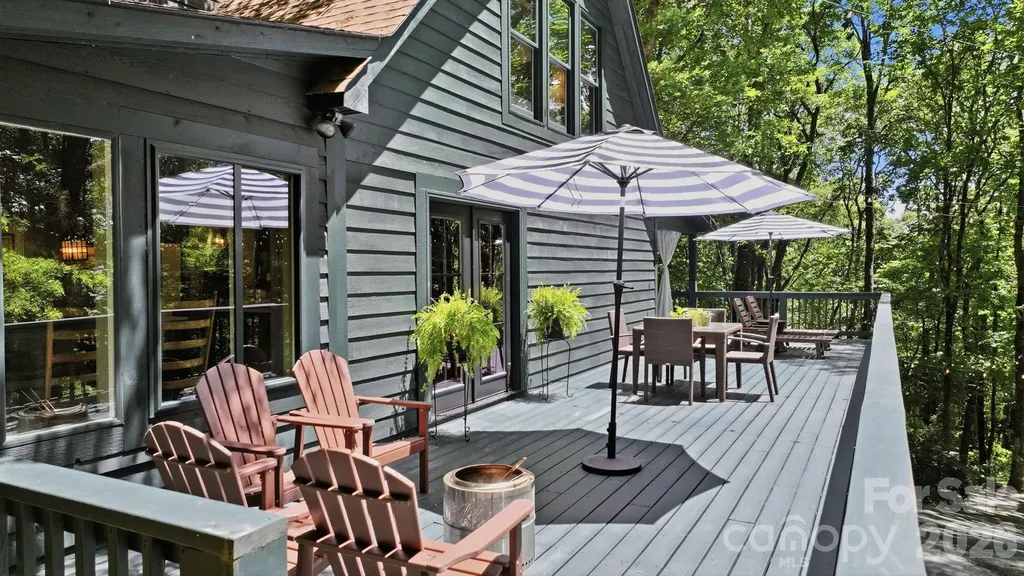 3819 Flat Mountain Road Highlands NC 28741