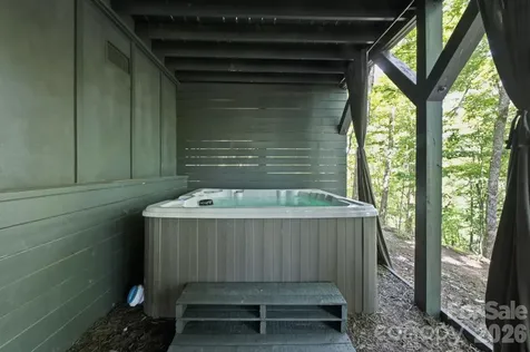 3819 Flat Mountain Road Highlands NC 28741