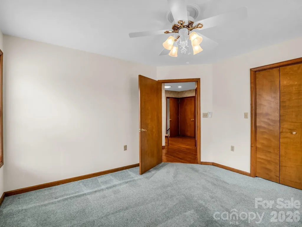 341 Laurel Park Place Hendersonville NC 28791