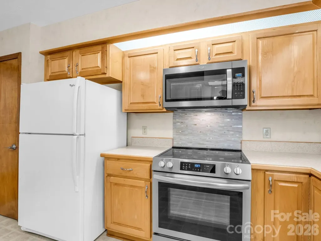 341 Laurel Park Place Hendersonville NC 28791