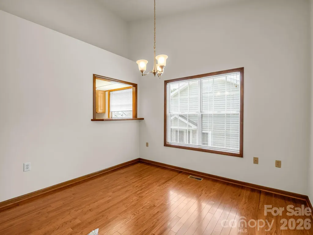 341 Laurel Park Place Hendersonville NC 28791