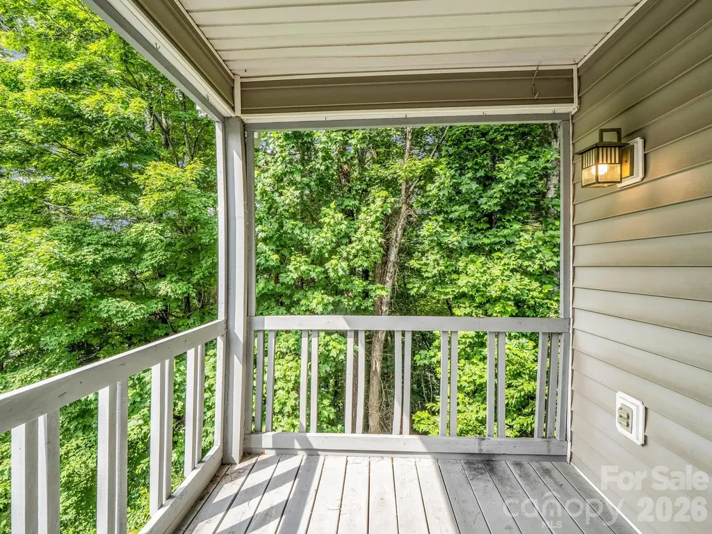 341 Laurel Park Place Hendersonville NC 28791