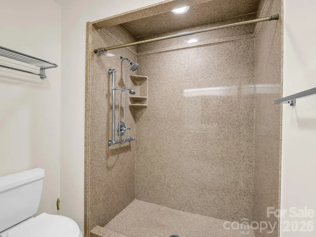 341 Laurel Park Place Hendersonville NC 28791