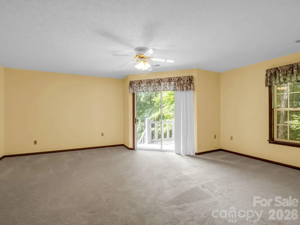 341 Laurel Park Place Hendersonville NC 28791