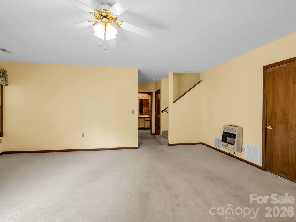 341 Laurel Park Place Hendersonville NC 28791