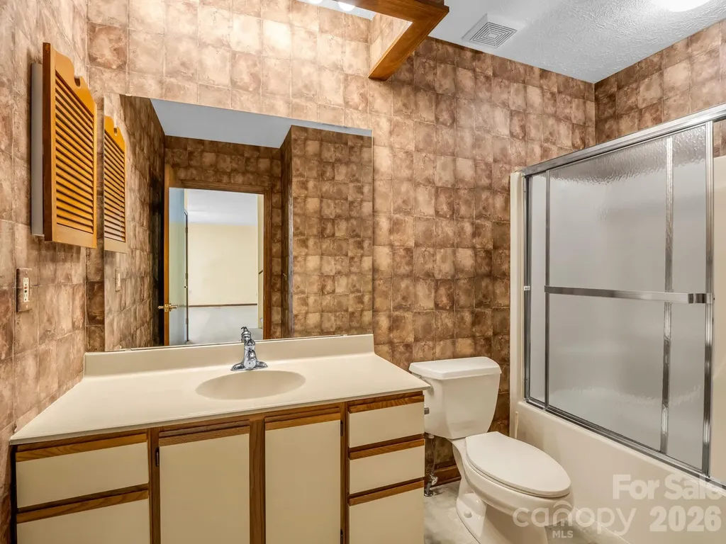 341 Laurel Park Place Hendersonville NC 28791