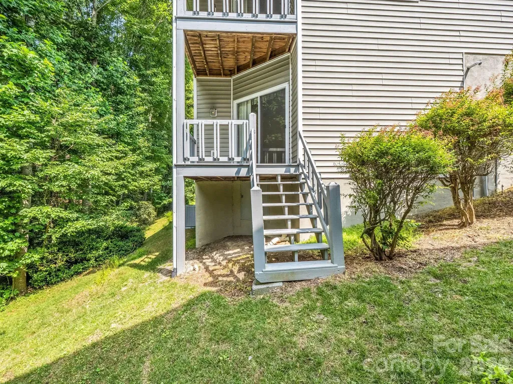 341 Laurel Park Place Hendersonville NC 28791