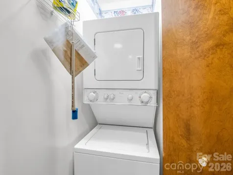 341 Laurel Park Place Hendersonville NC 28791