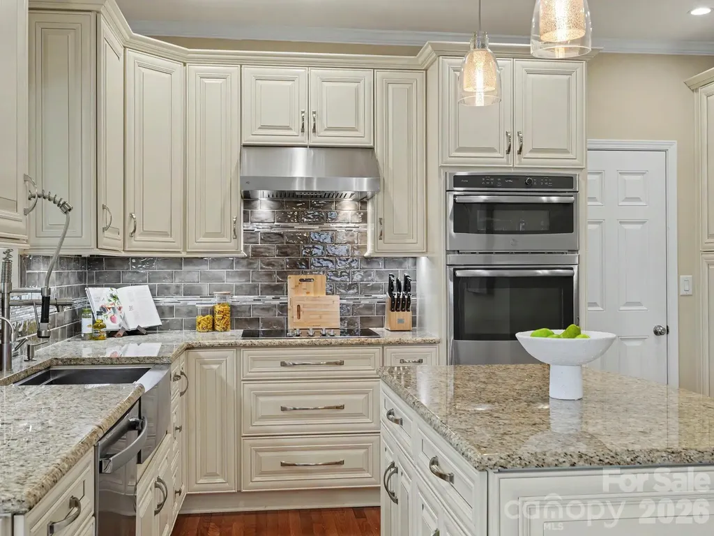 15505 Robsart Court Charlotte NC 28277