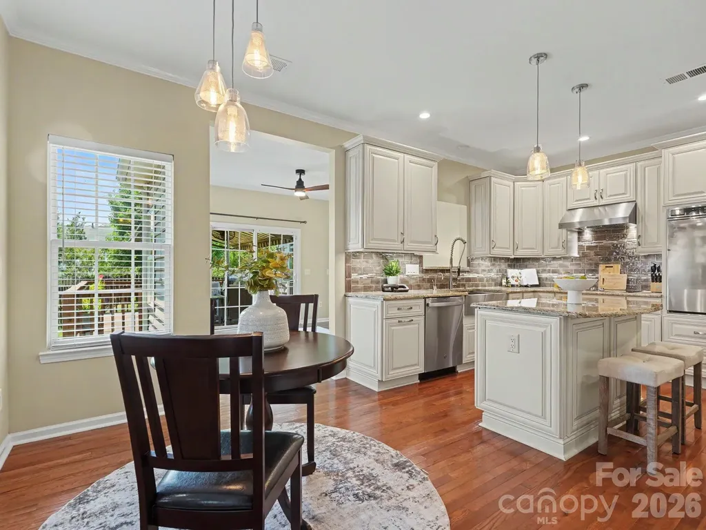 15505 Robsart Court Charlotte NC 28277