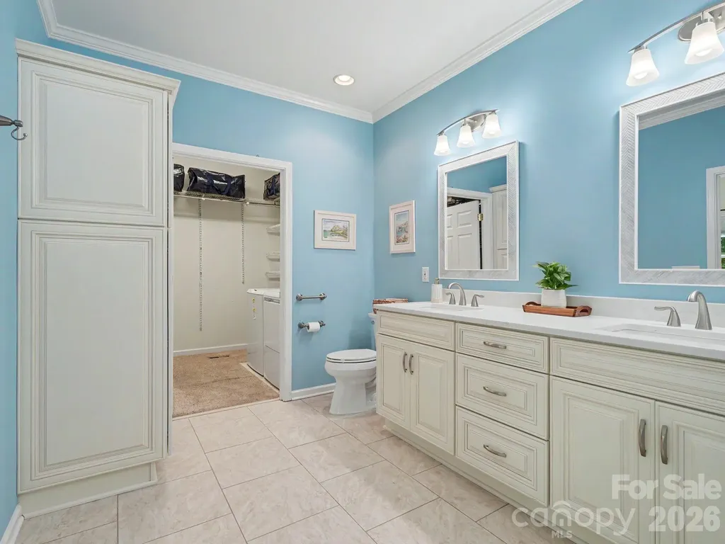 15505 Robsart Court Charlotte NC 28277