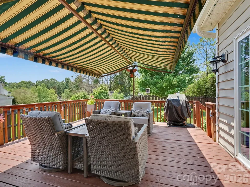 15505 Robsart Court Charlotte NC 28277